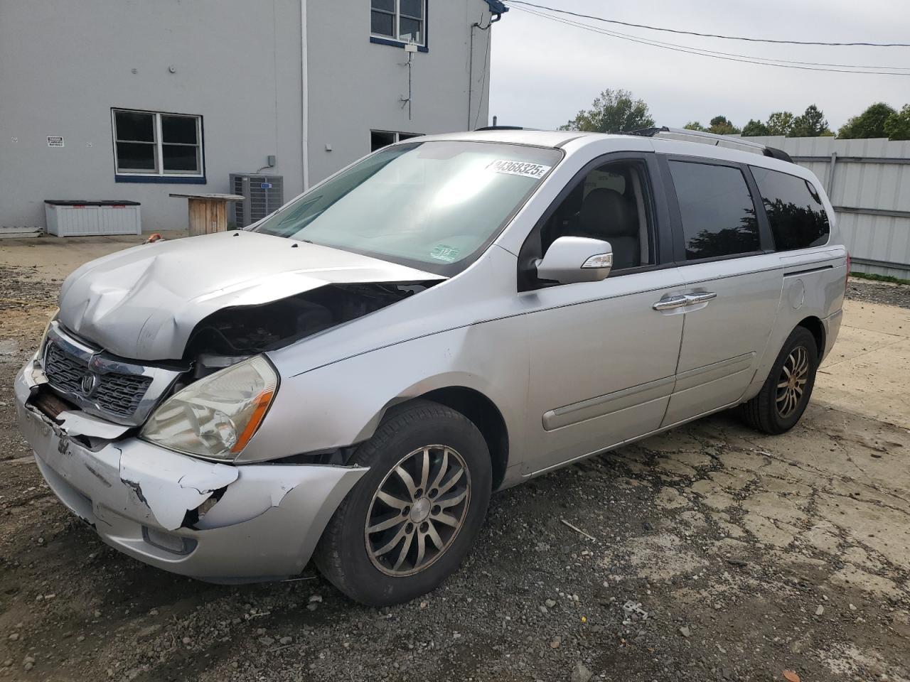 2012 KIA SEDONA