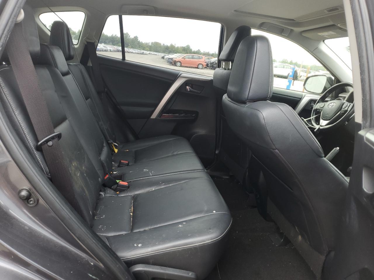 2016 TOYOTA RAV4