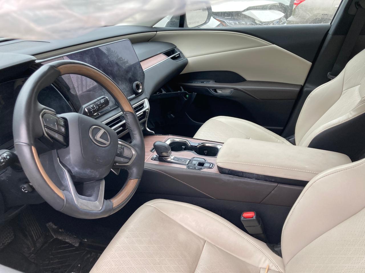 2023 LEXUS Rx