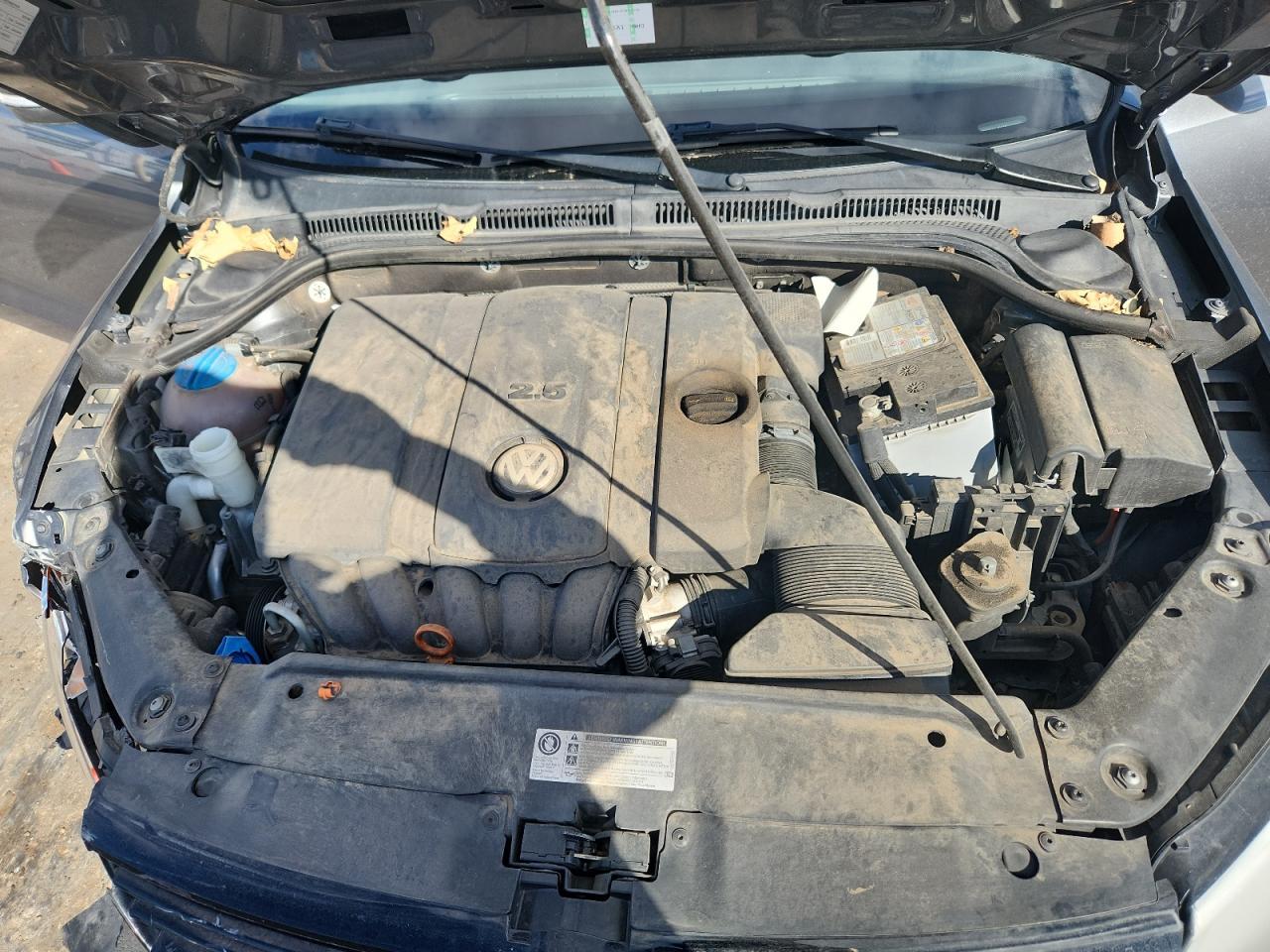 2012 VOLKSWAGEN JETTA