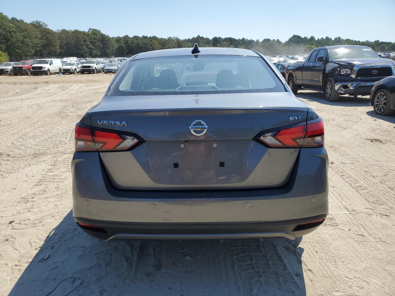 2022 NISSAN VERSA