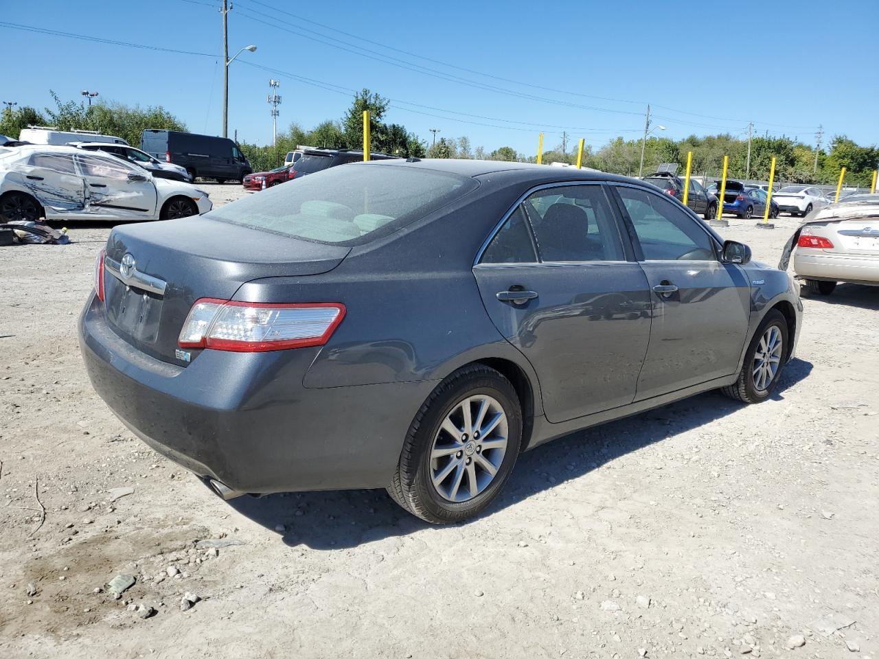 2011 TOYOTA CAMRY