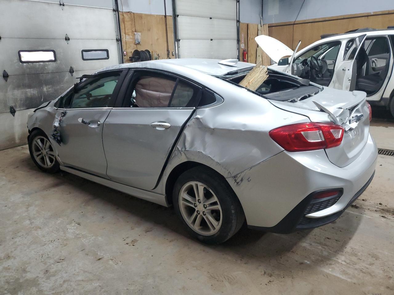 2016 CHEVROLET CRUZE