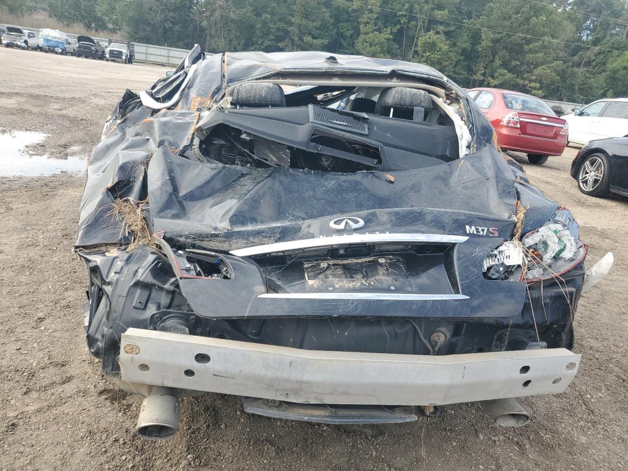 2012 INFINITI M37