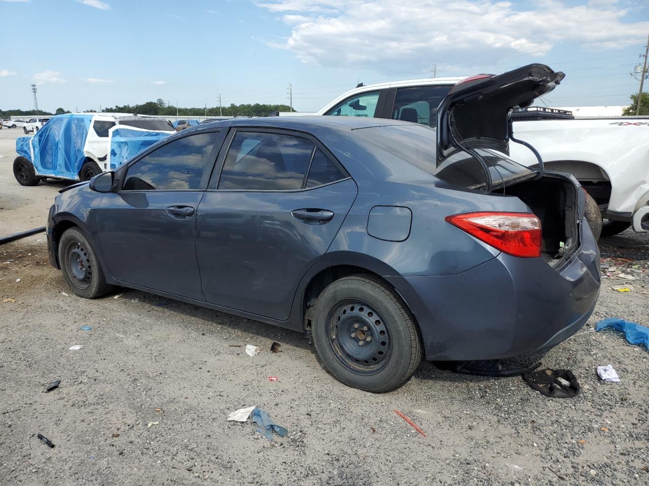2017 TOYOTA COROLLA