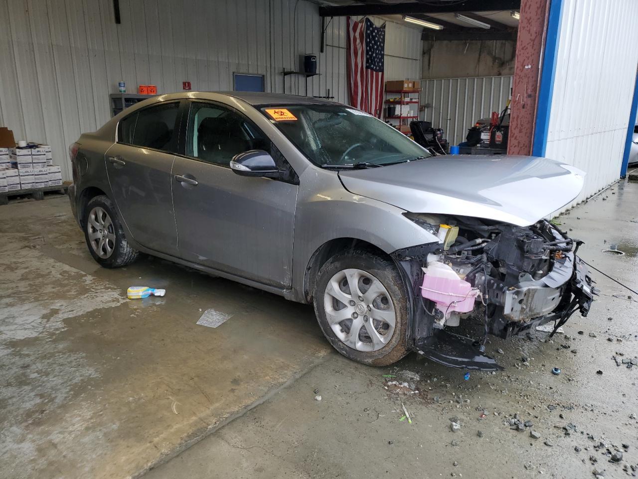 2013 MAZDA 3