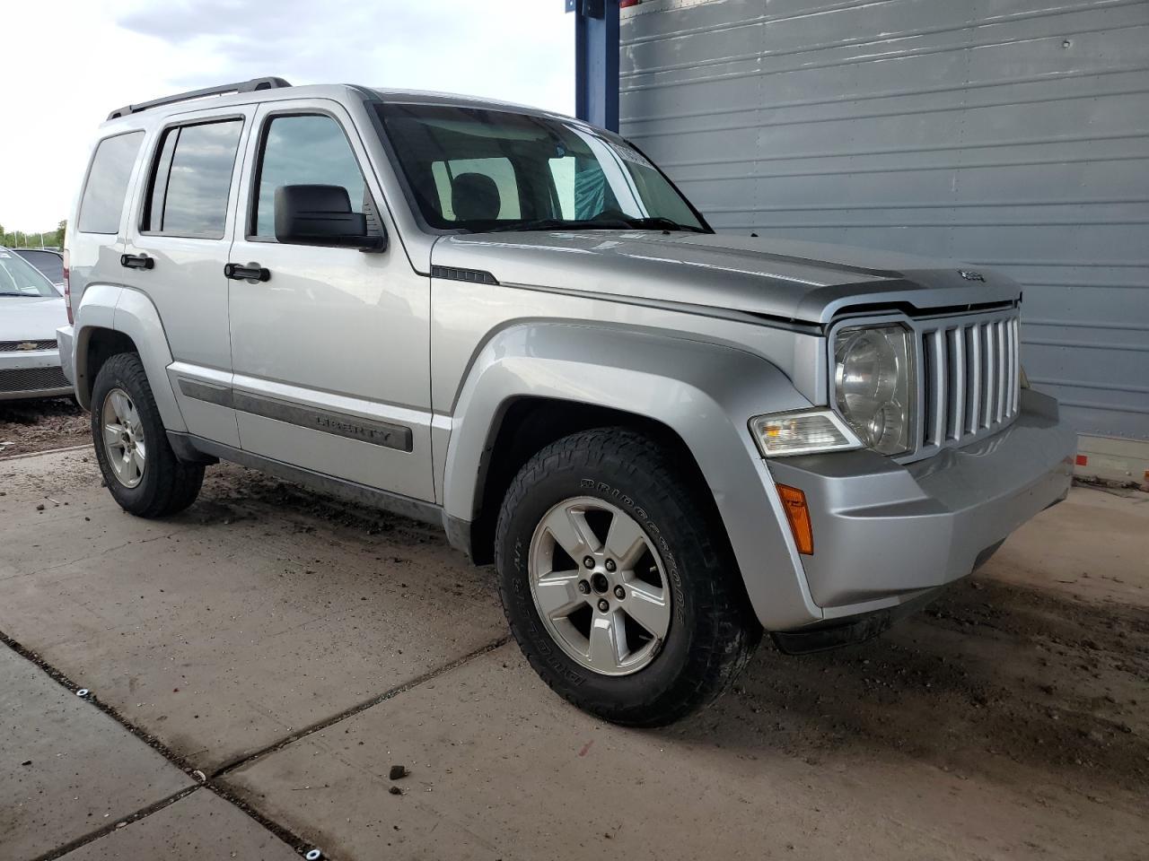 2011 JEEP Liberty