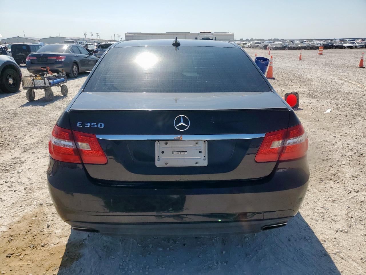 2012 MERCEDES-BENZ E-Class