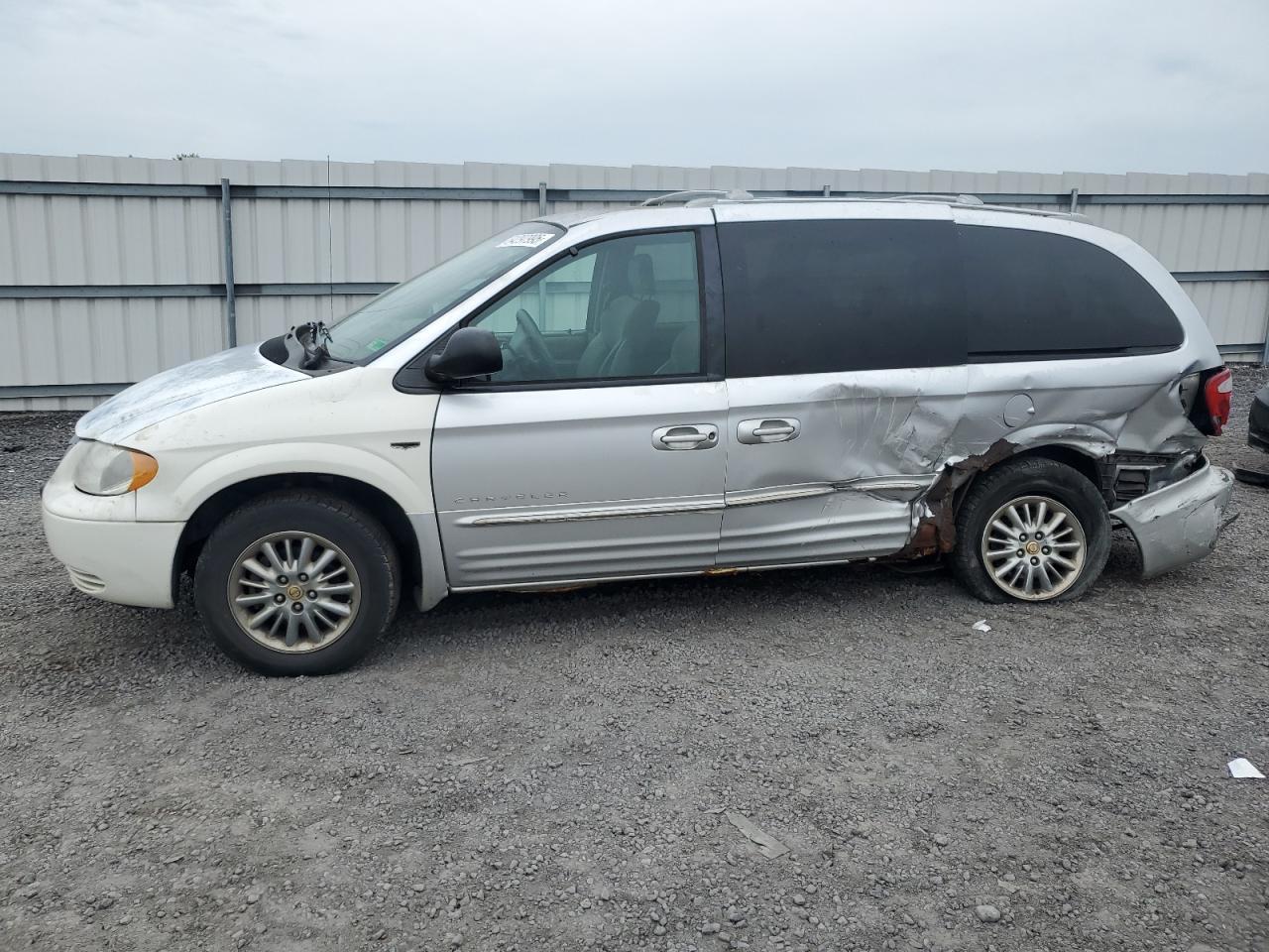 2001 CHRYSLER Town & Country