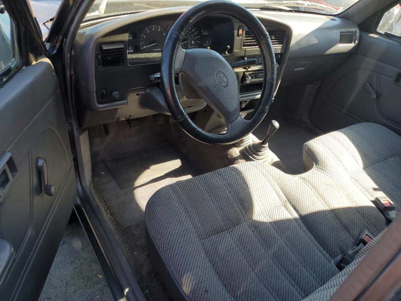 1992 TOYOTA Pickup