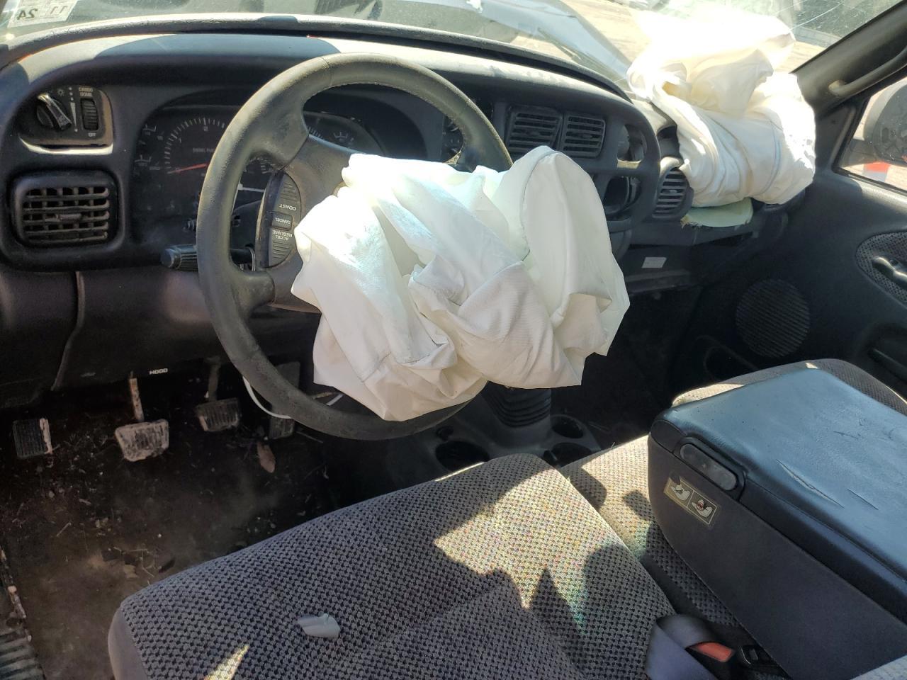 2001 DODGE Ram 2500