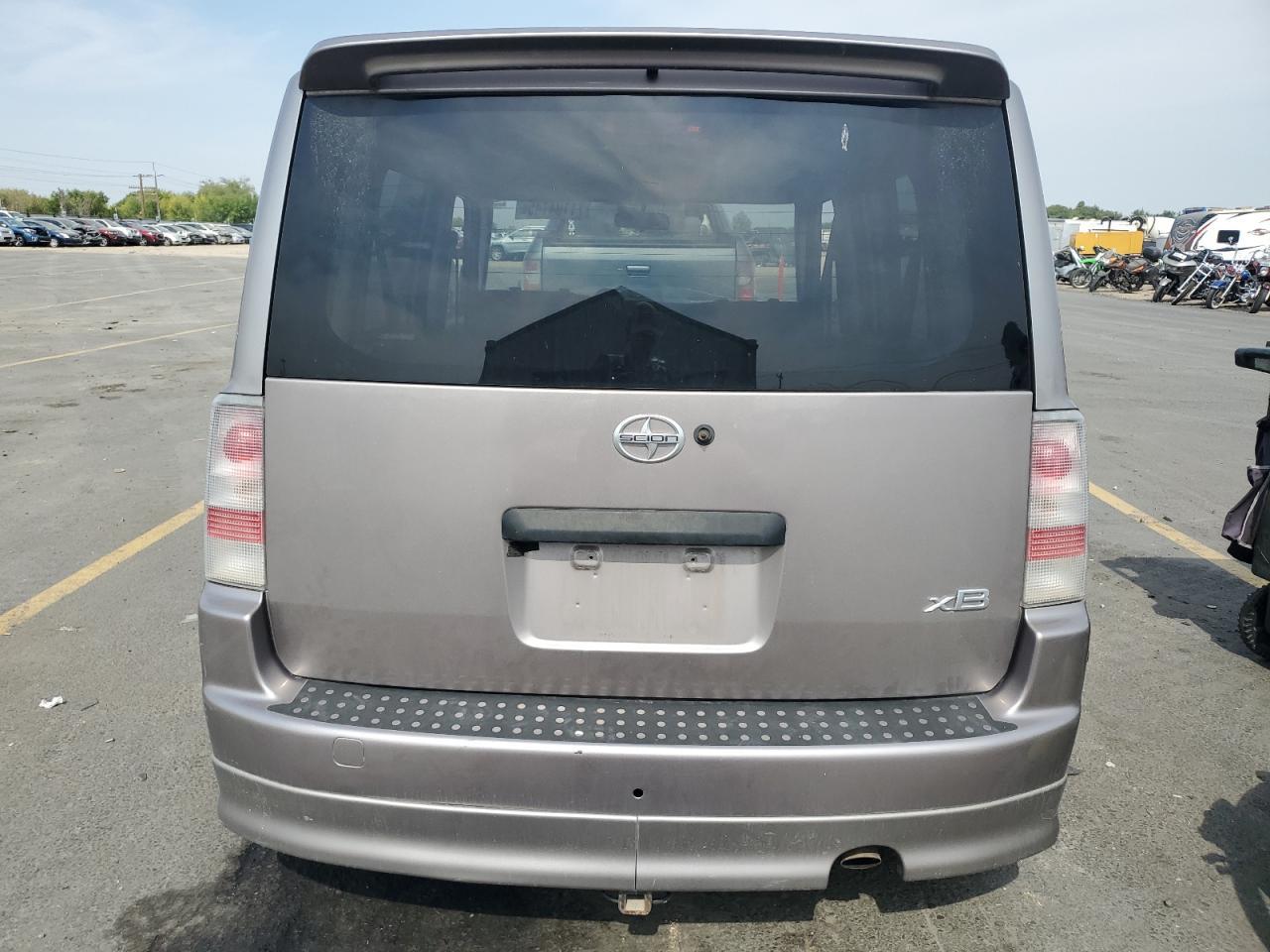 2006 TOYOTA SCION