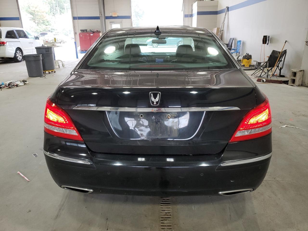 2011 HYUNDAI Equus