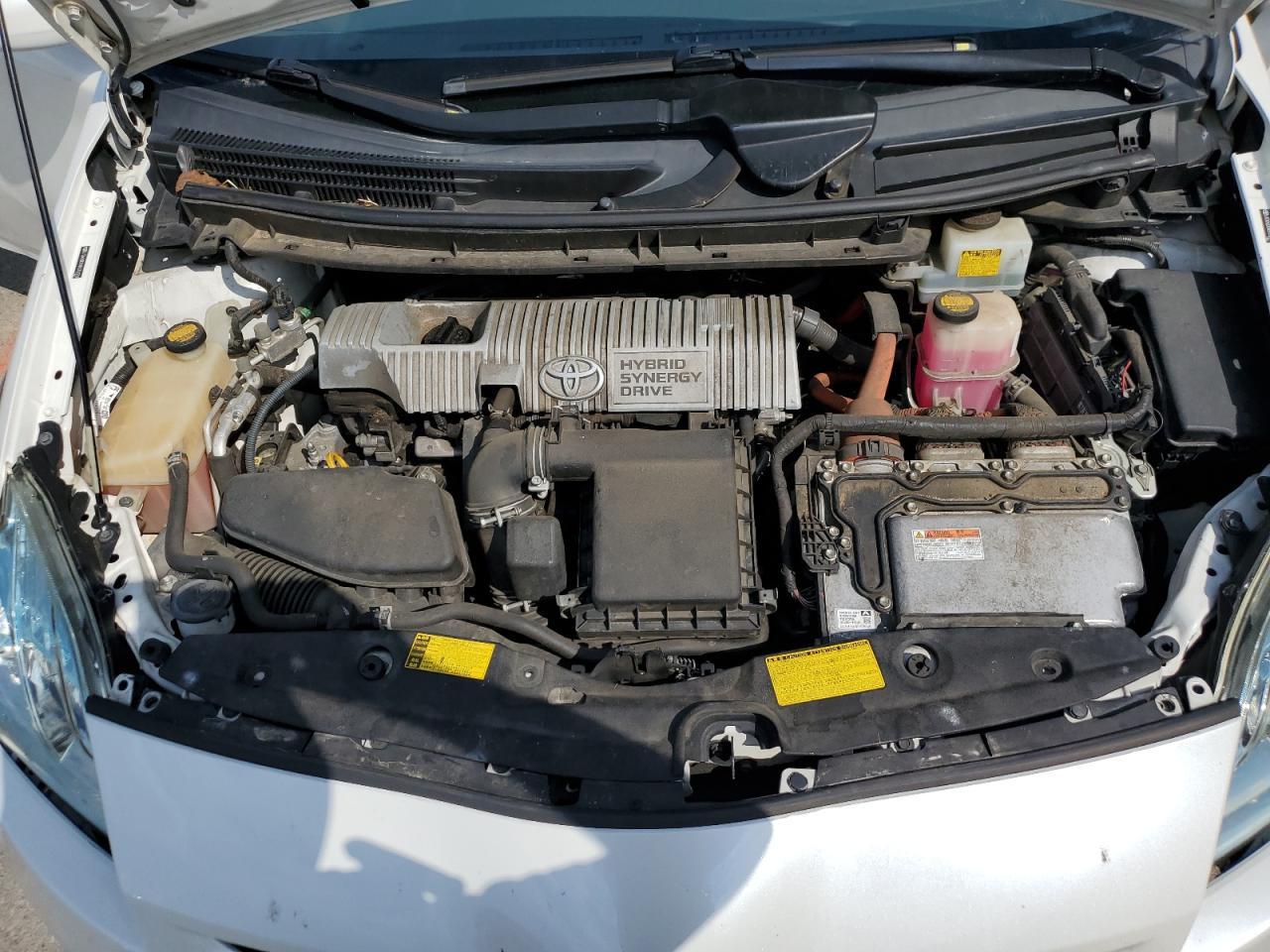2011 TOYOTA PRIUS