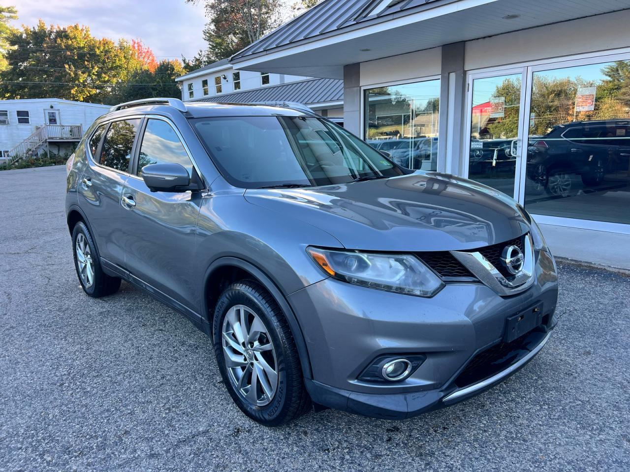 2015 NISSAN ROGUE