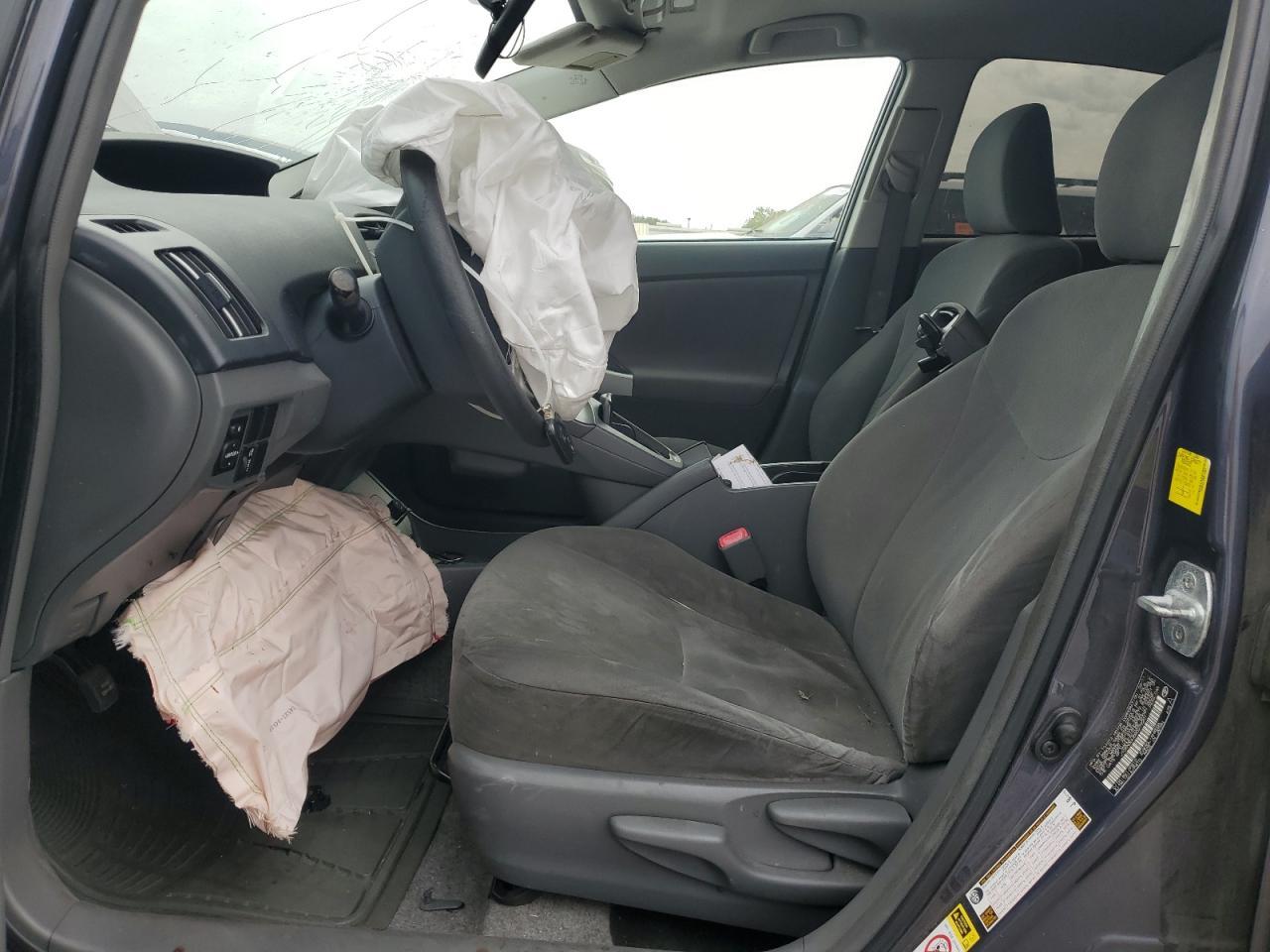 2011 TOYOTA PRIUS