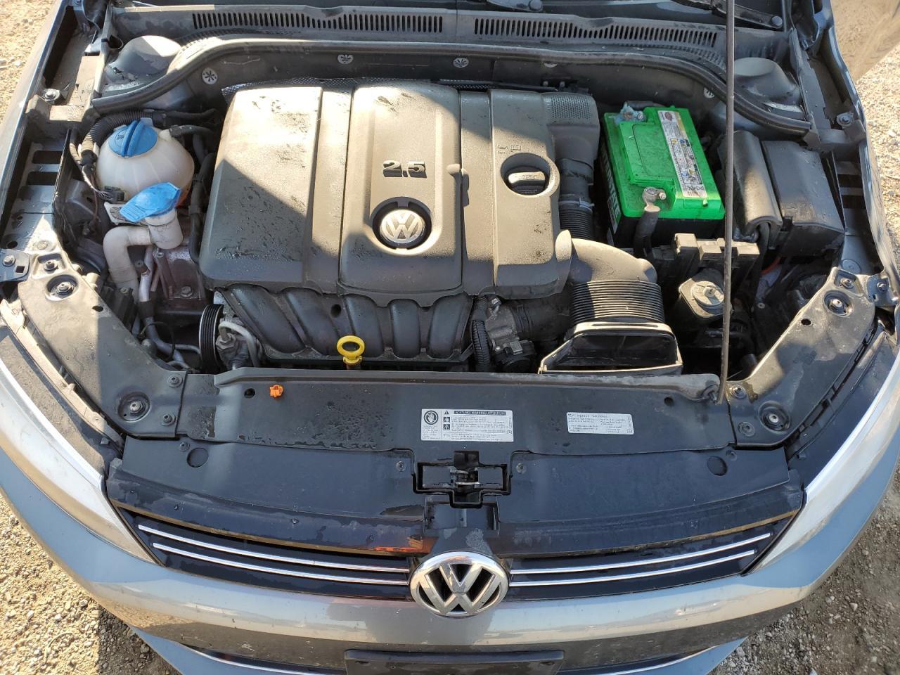 2013 VOLKSWAGEN JETTA
