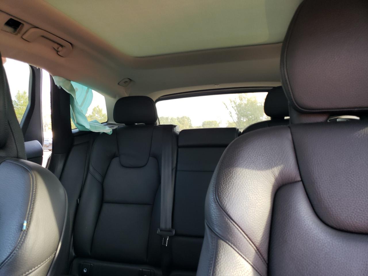 2023 VOLVO XC60