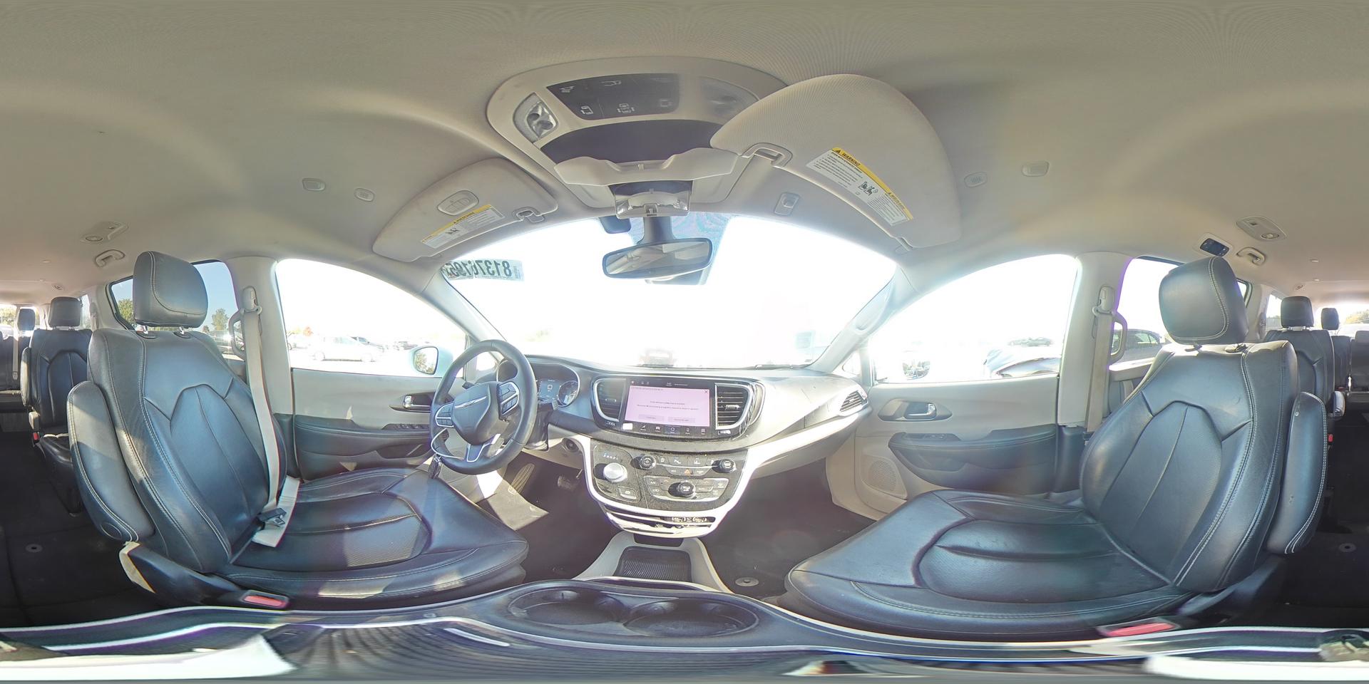 2022 CHRYSLER Pacifica