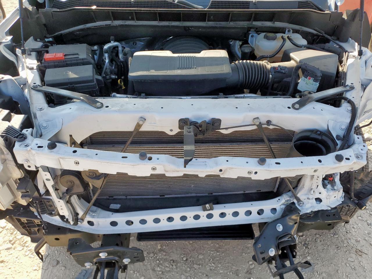2024 CHEVROLET Silverado