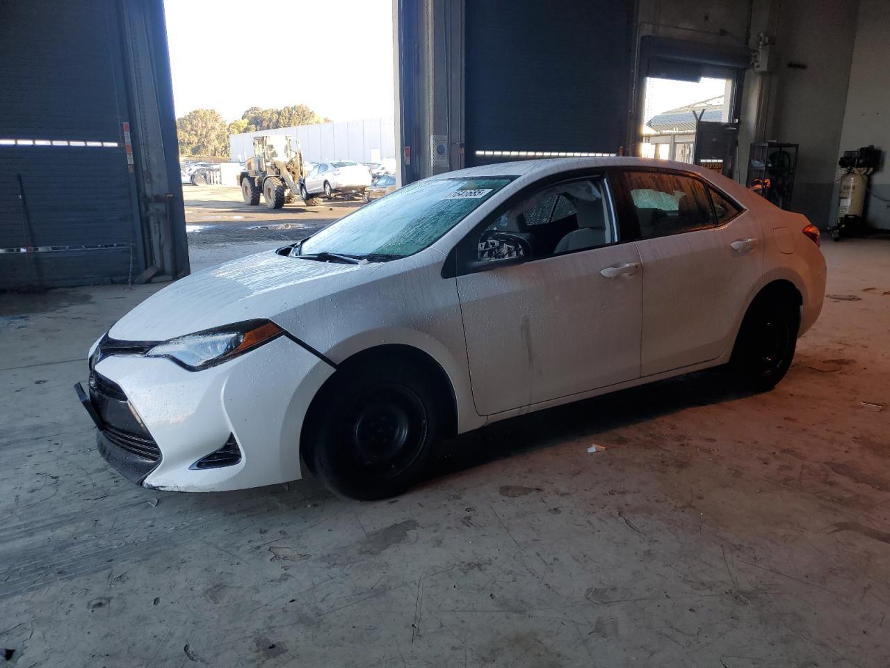 2017 TOYOTA COROLLA