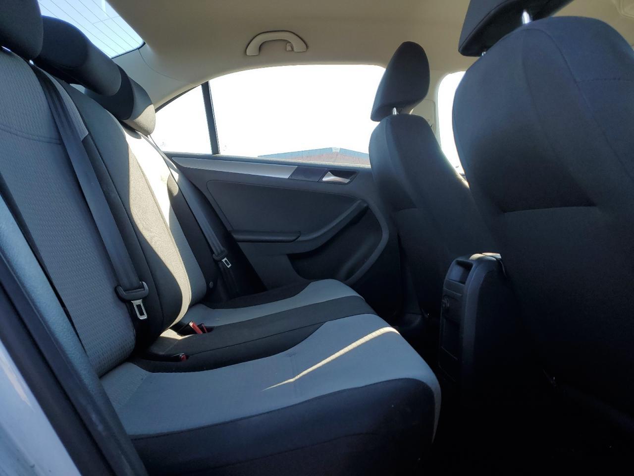 2018 VOLKSWAGEN JETTA