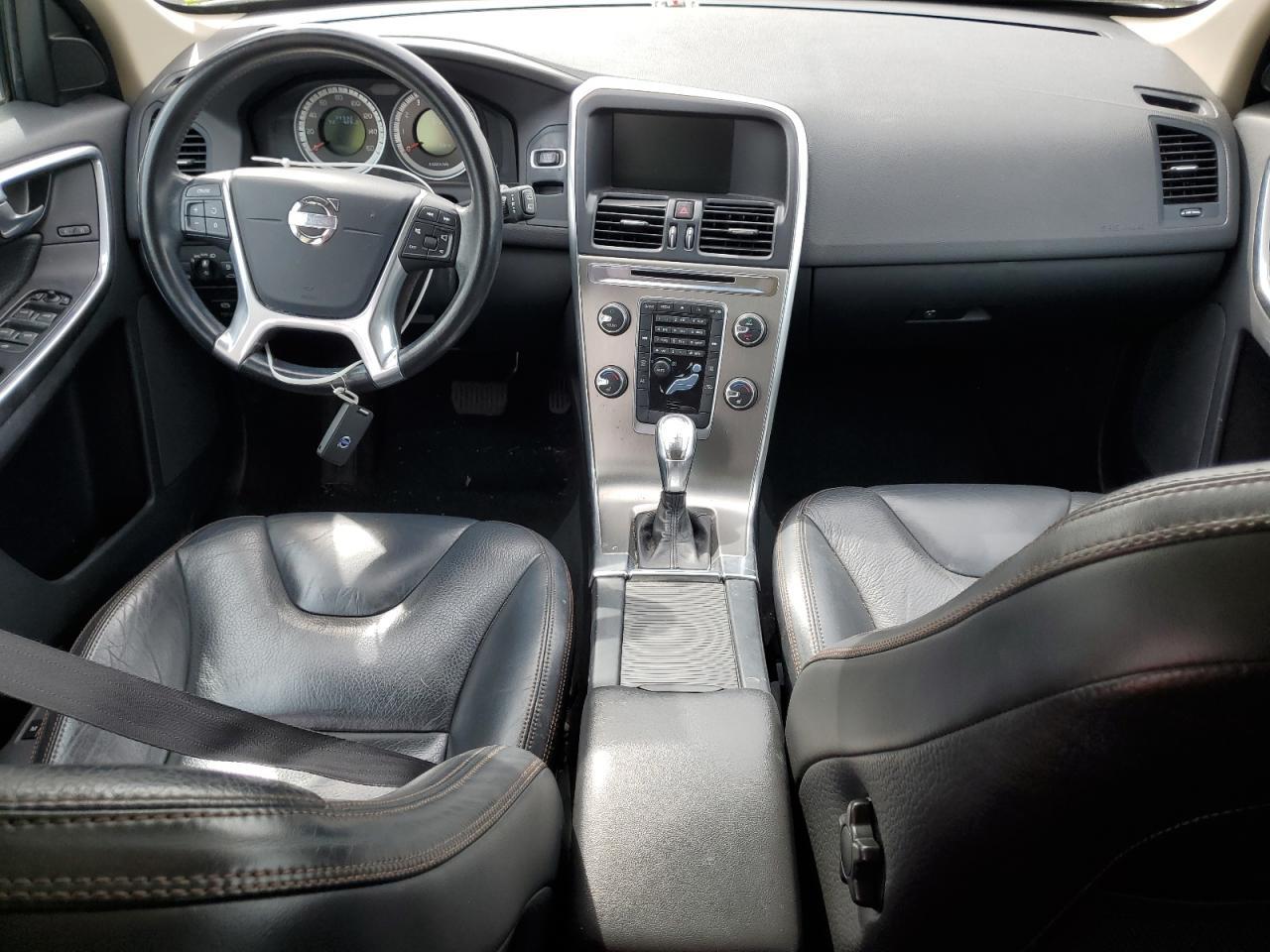 2013 VOLVO XC60