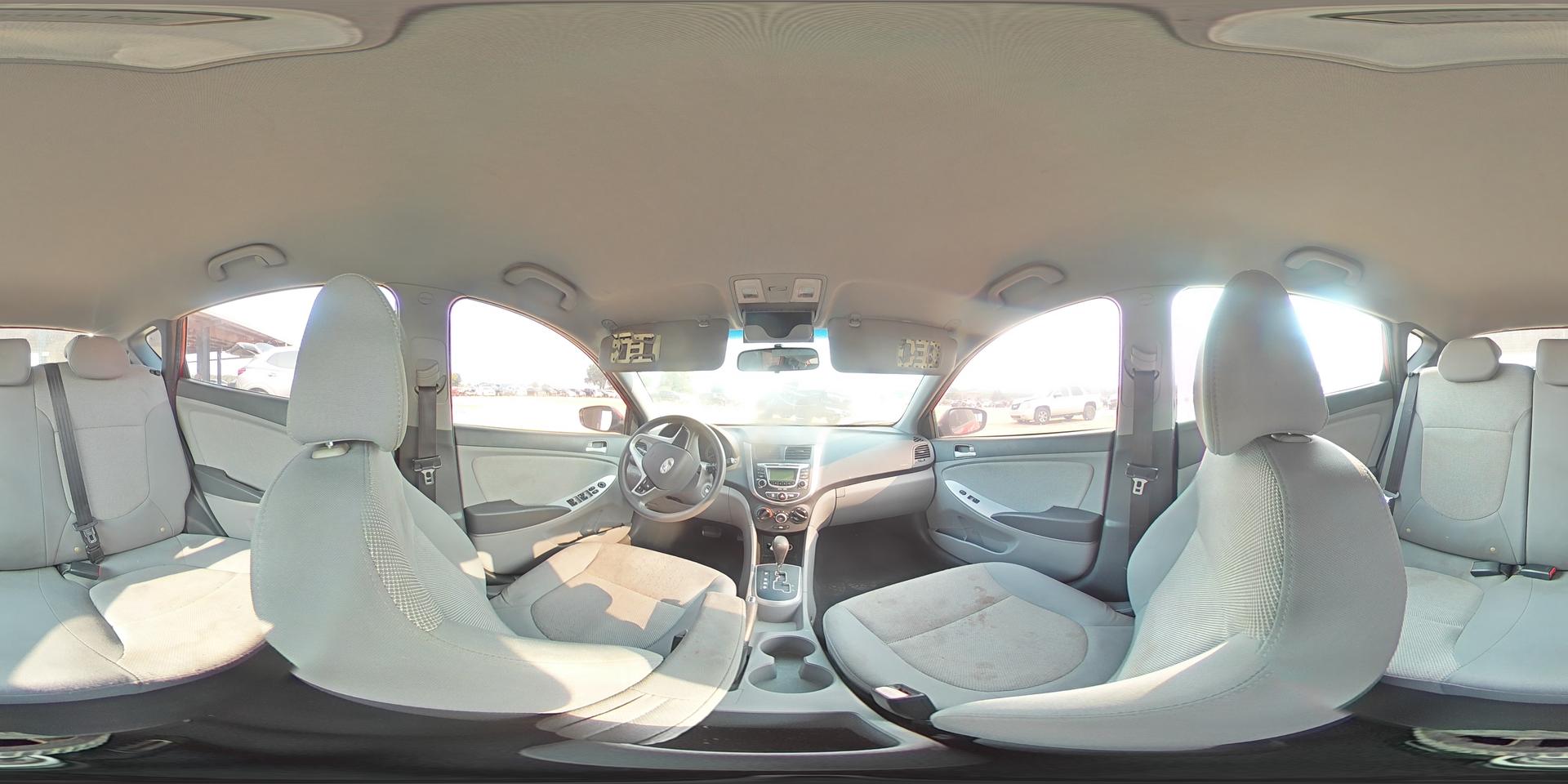 2012 HYUNDAI ACCENT