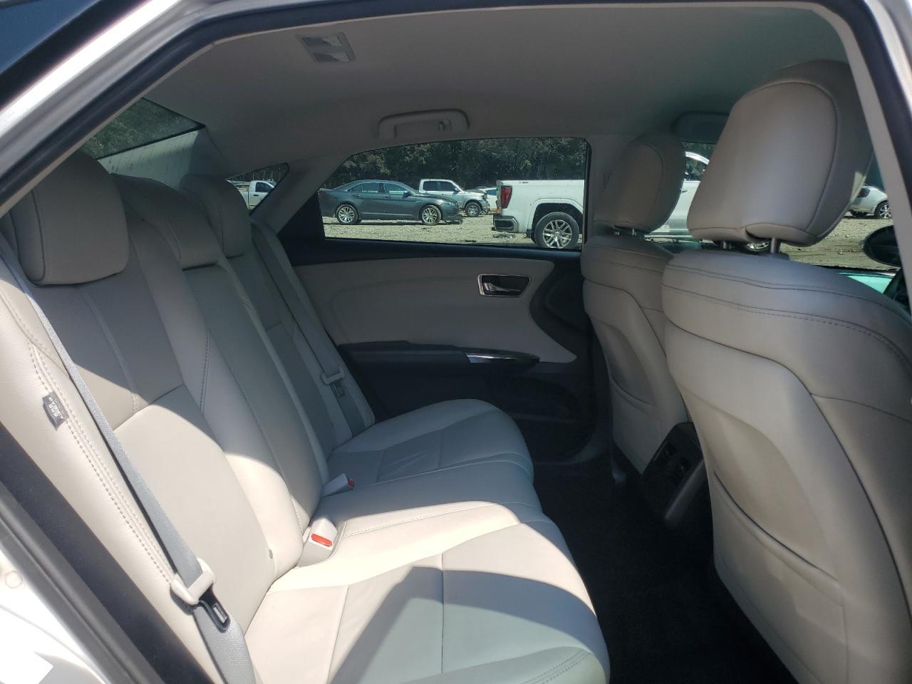 2014 TOYOTA Avalon