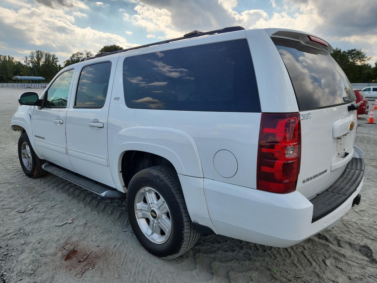 2014 CHEVROLET Suburban
