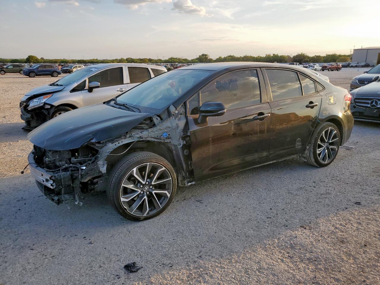 2021 TOYOTA COROLLA