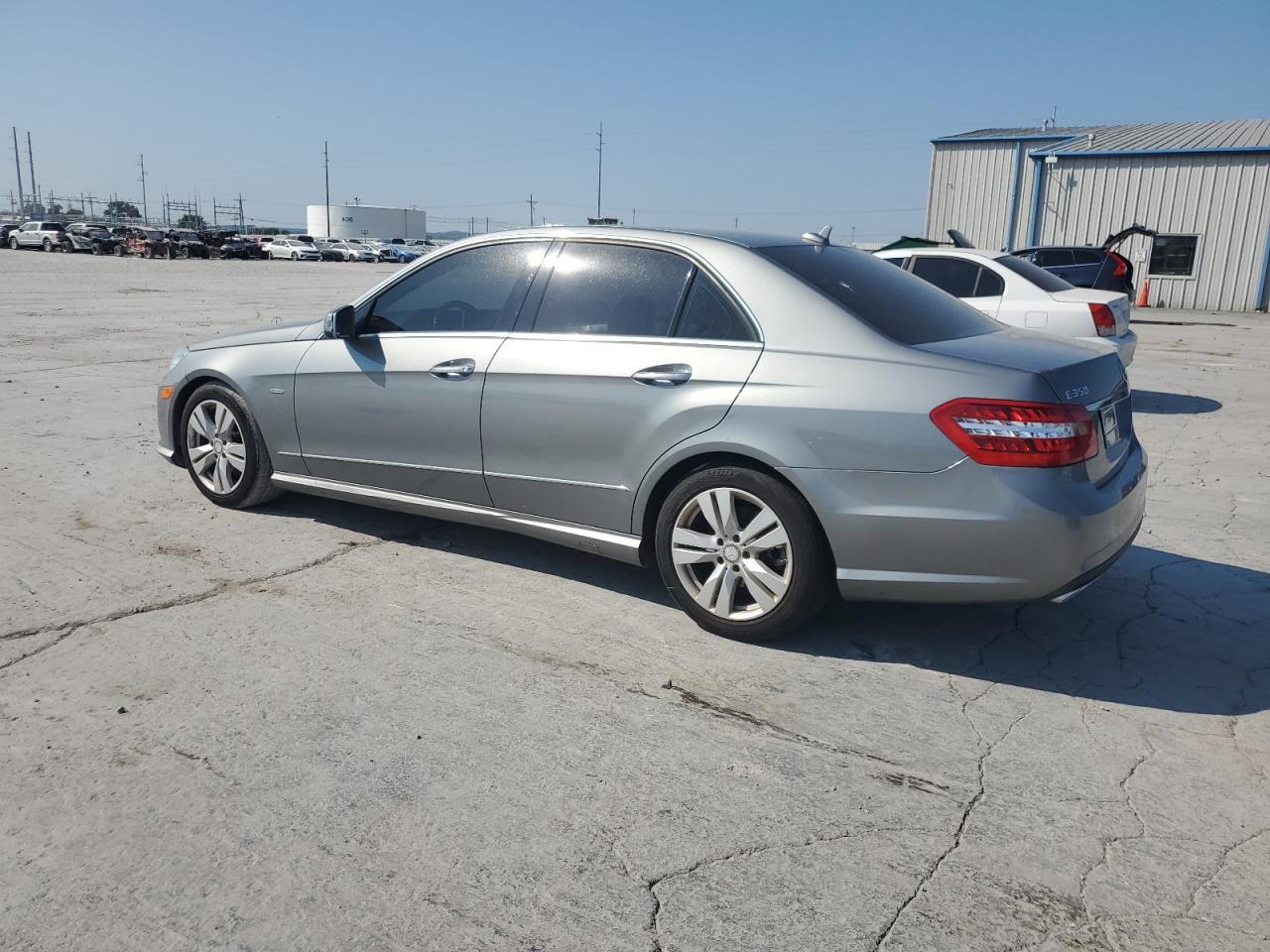 2012 MERCEDES-BENZ E-Class