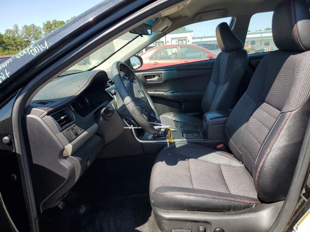 2017 TOYOTA CAMRY