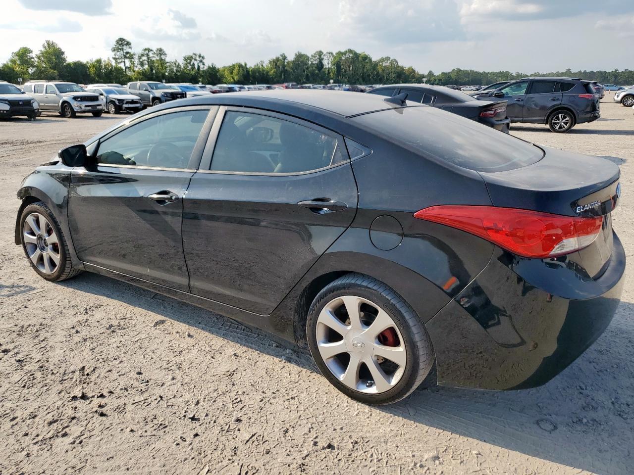 2012 HYUNDAI ELANTRA