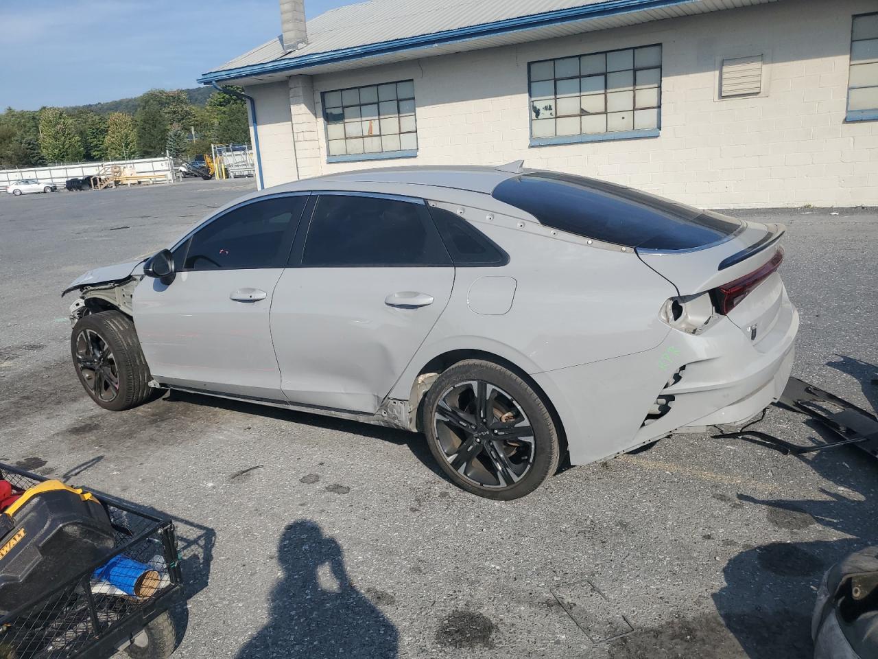 2022 KIA K5