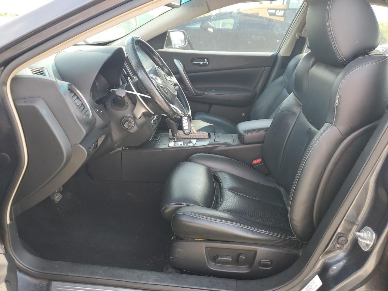 2011 NISSAN Maxima