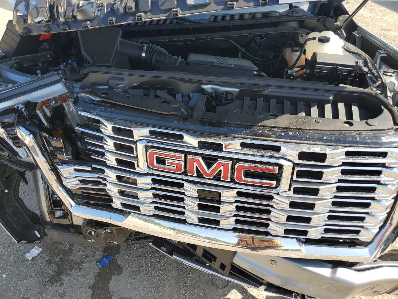 2025 GMC Sierra