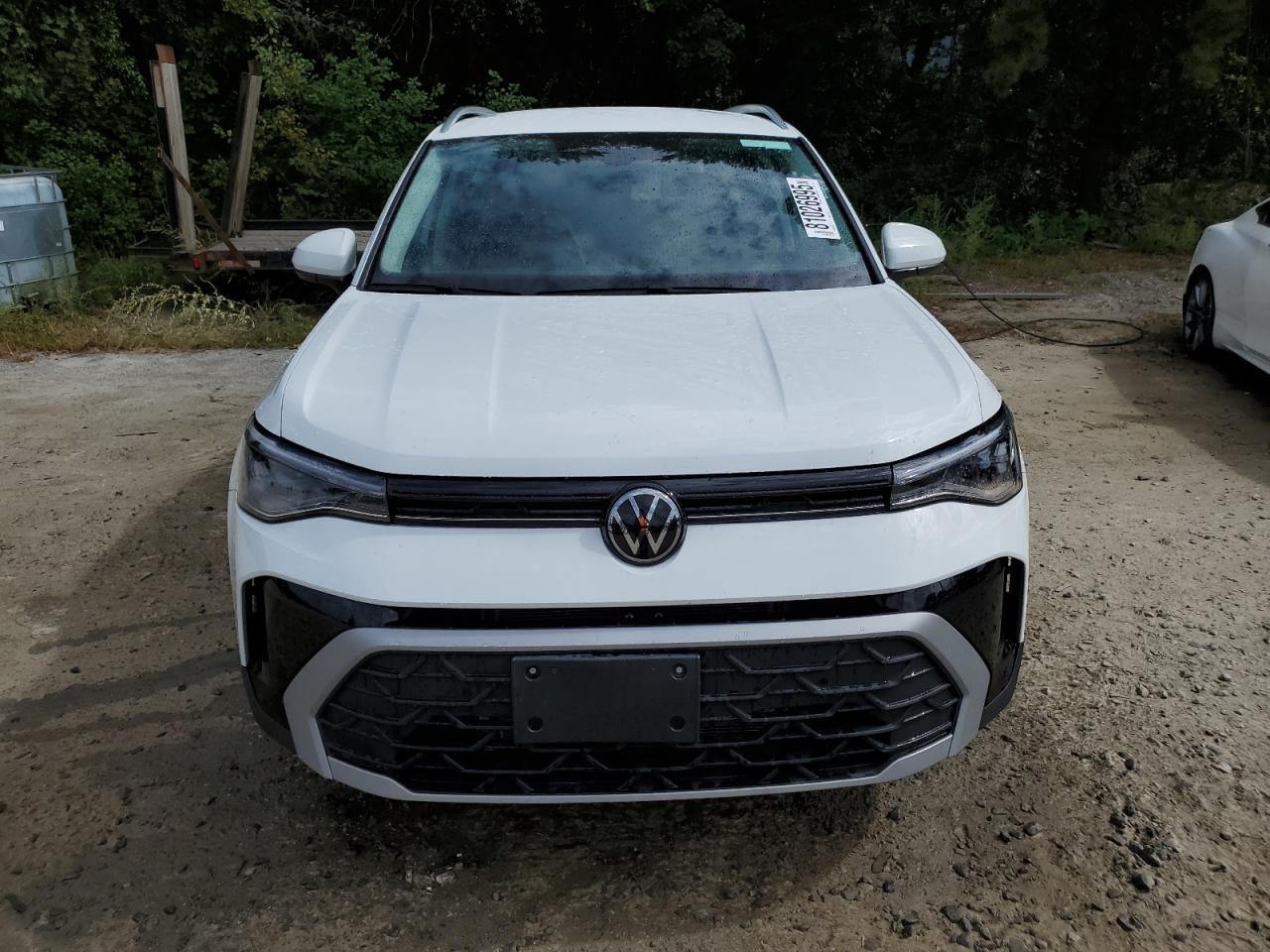 2025 VOLKSWAGEN Taos