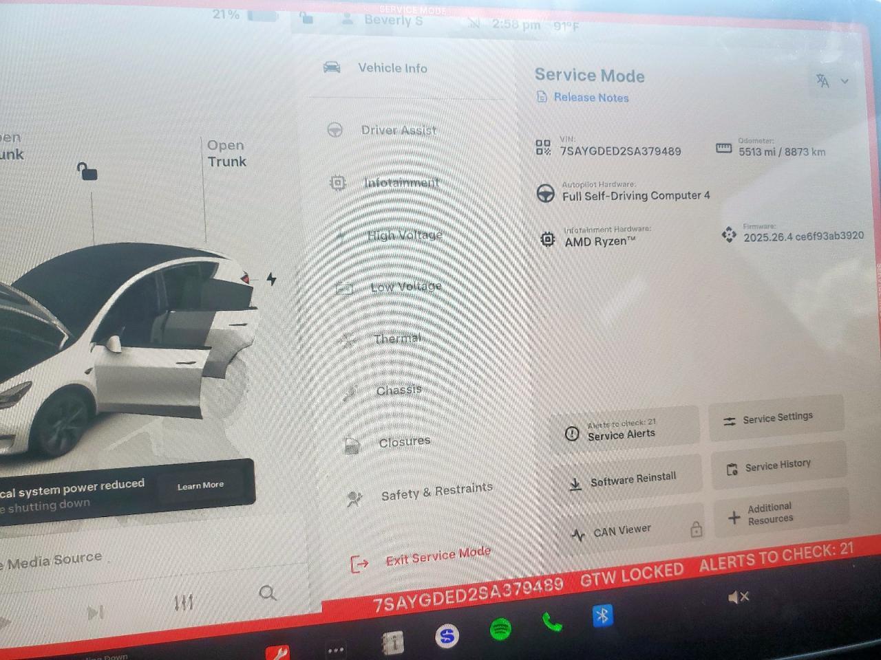 2025 TESLA MODEL Y