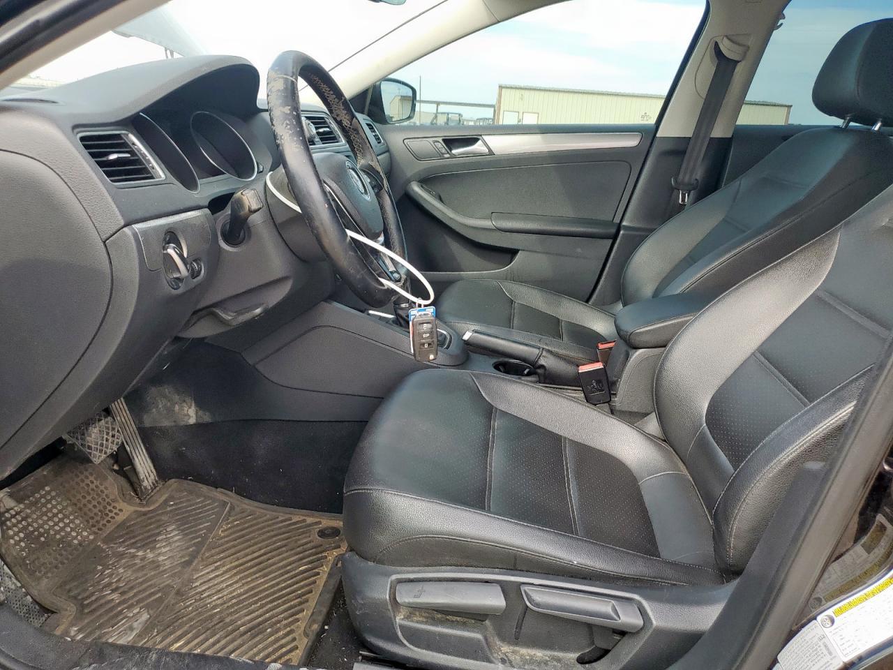 2017 VOLKSWAGEN JETTA