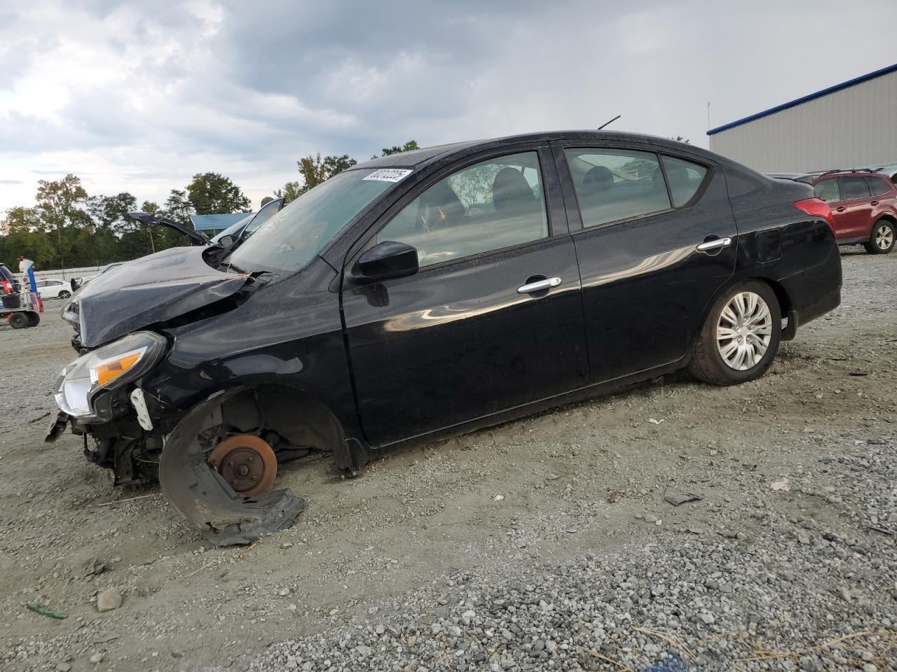 2016 NISSAN VERSA