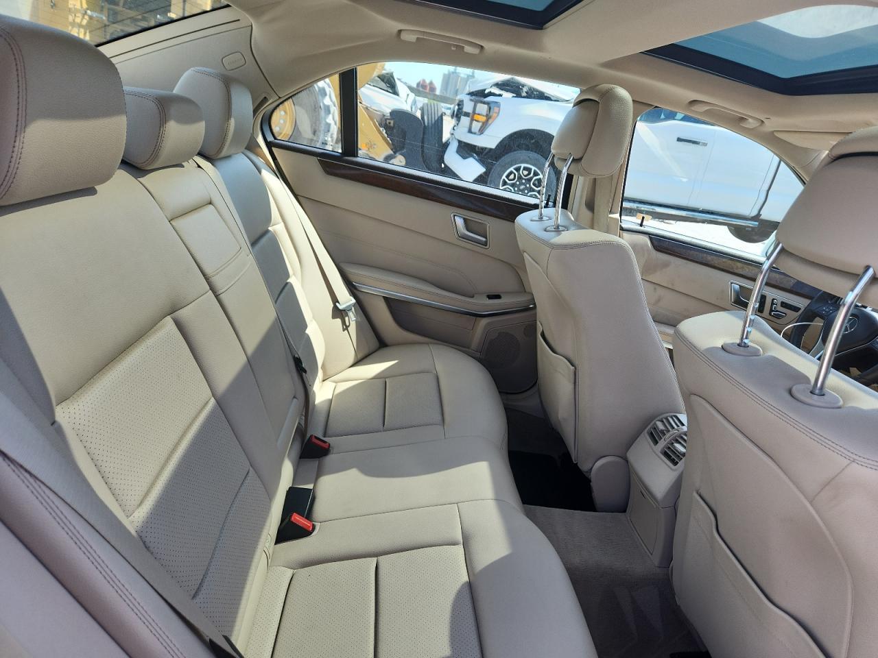 2016 MERCEDES-BENZ E-Class