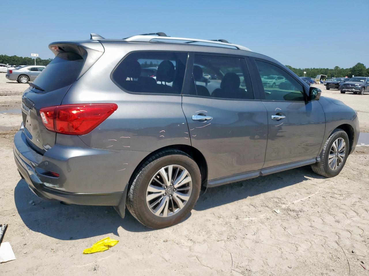 2019 NISSAN PATHFINDER