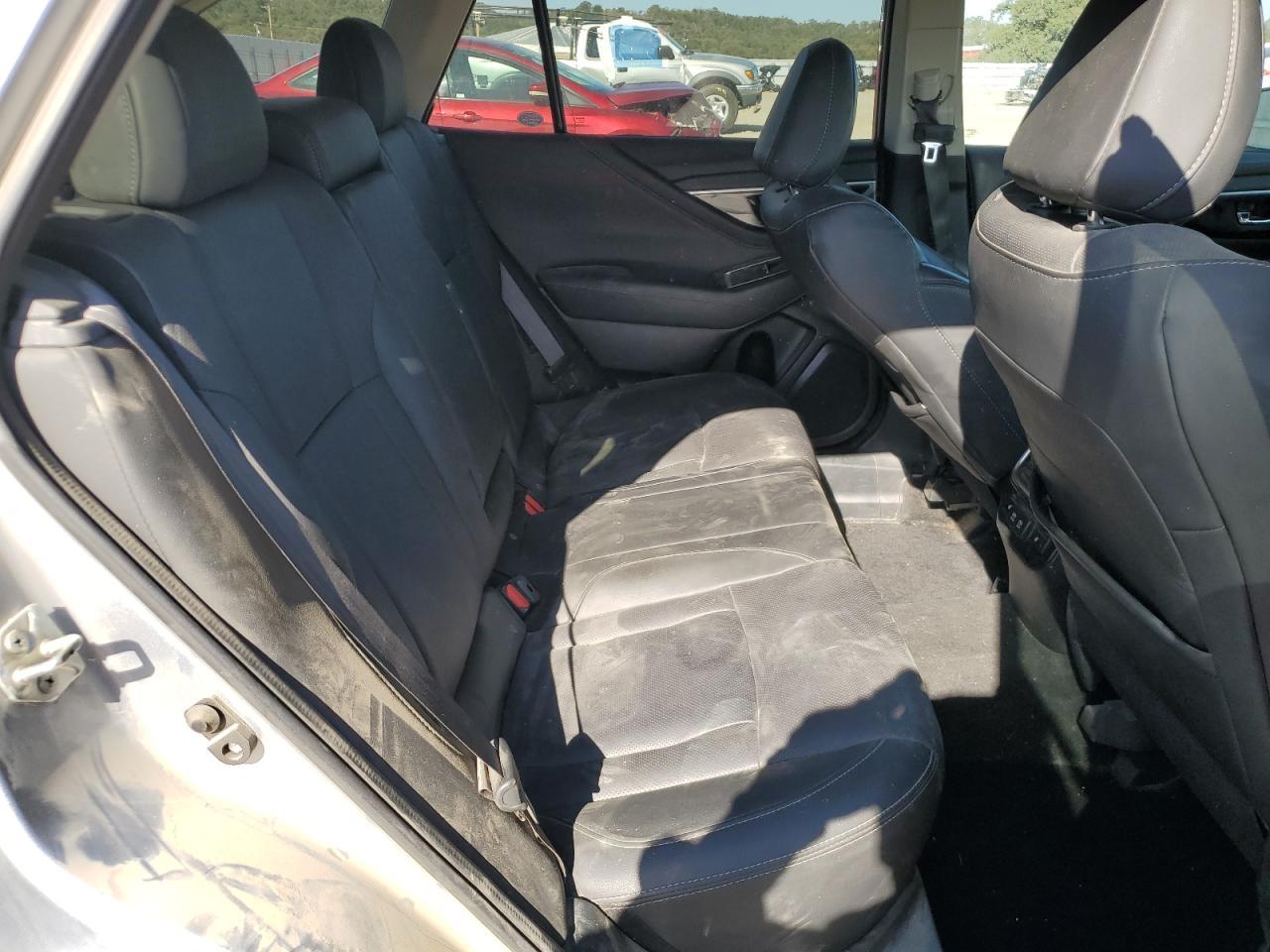 2022 SUBARU Outback