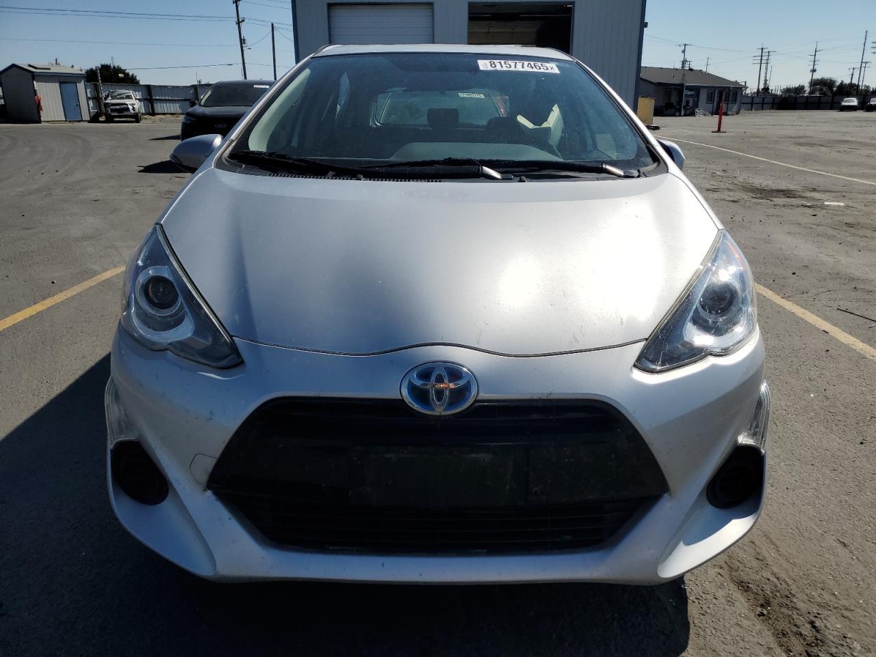 2015 TOYOTA Prius c