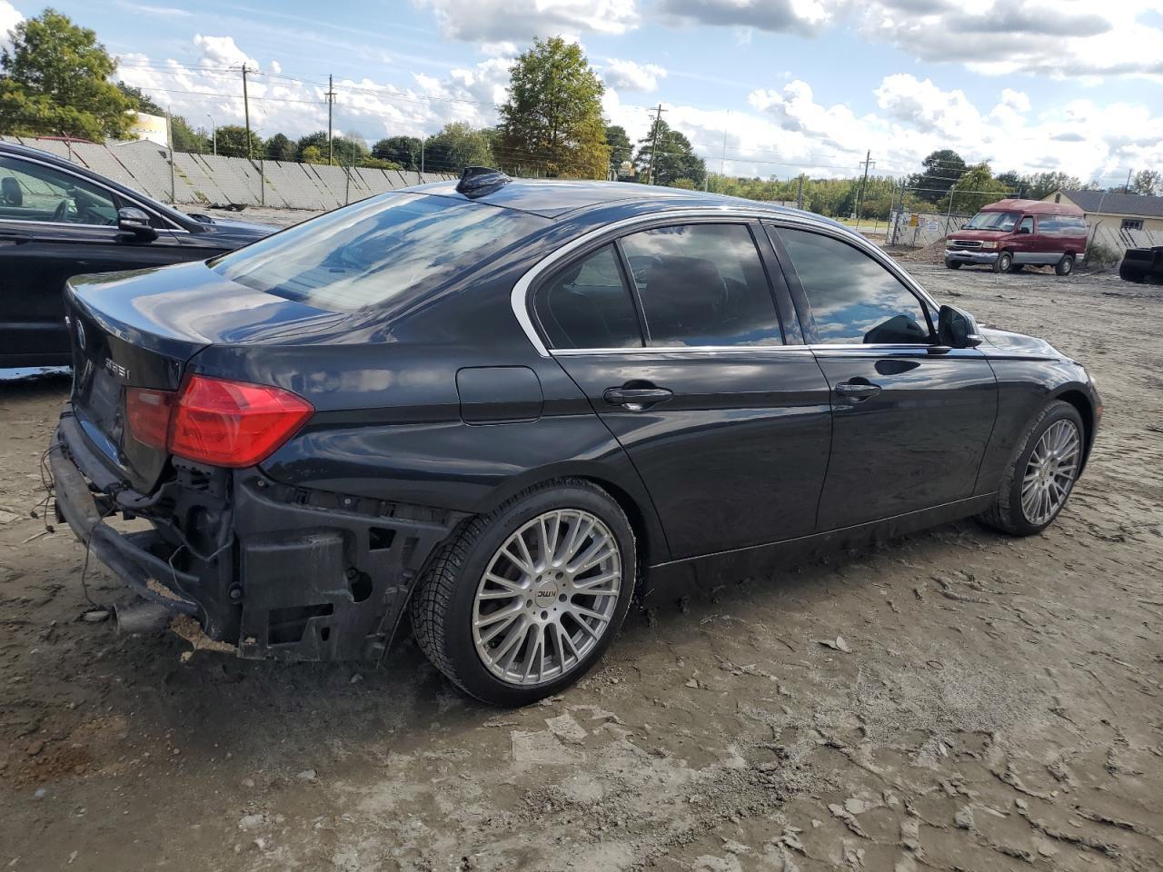 2013 BMW 3 SERIES