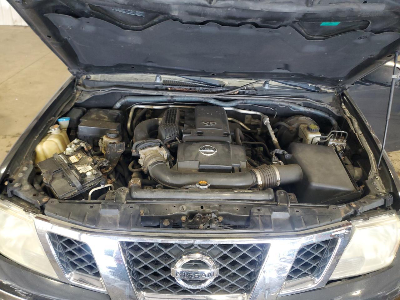 2011 NISSAN Frontier