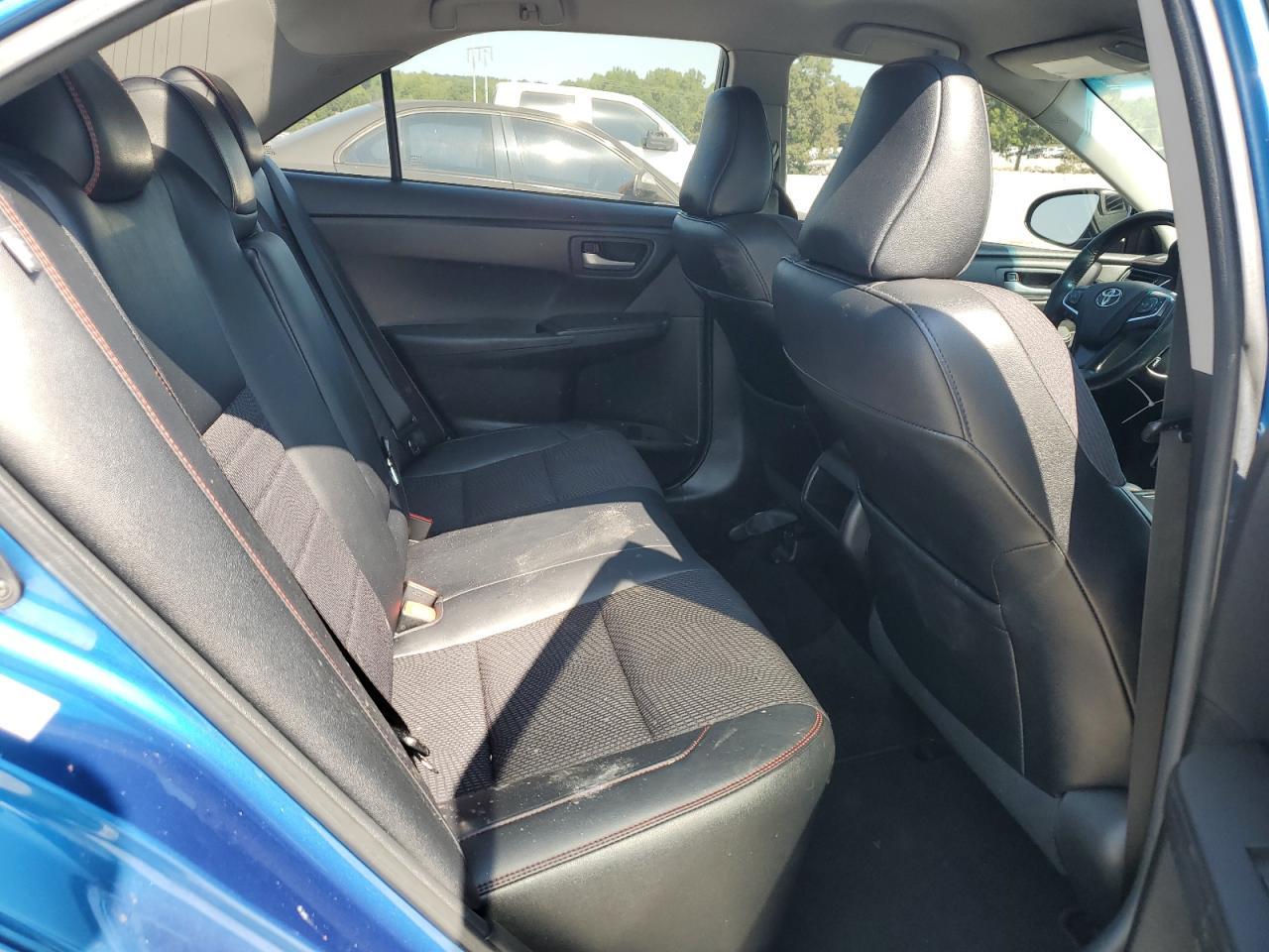 2017 TOYOTA CAMRY