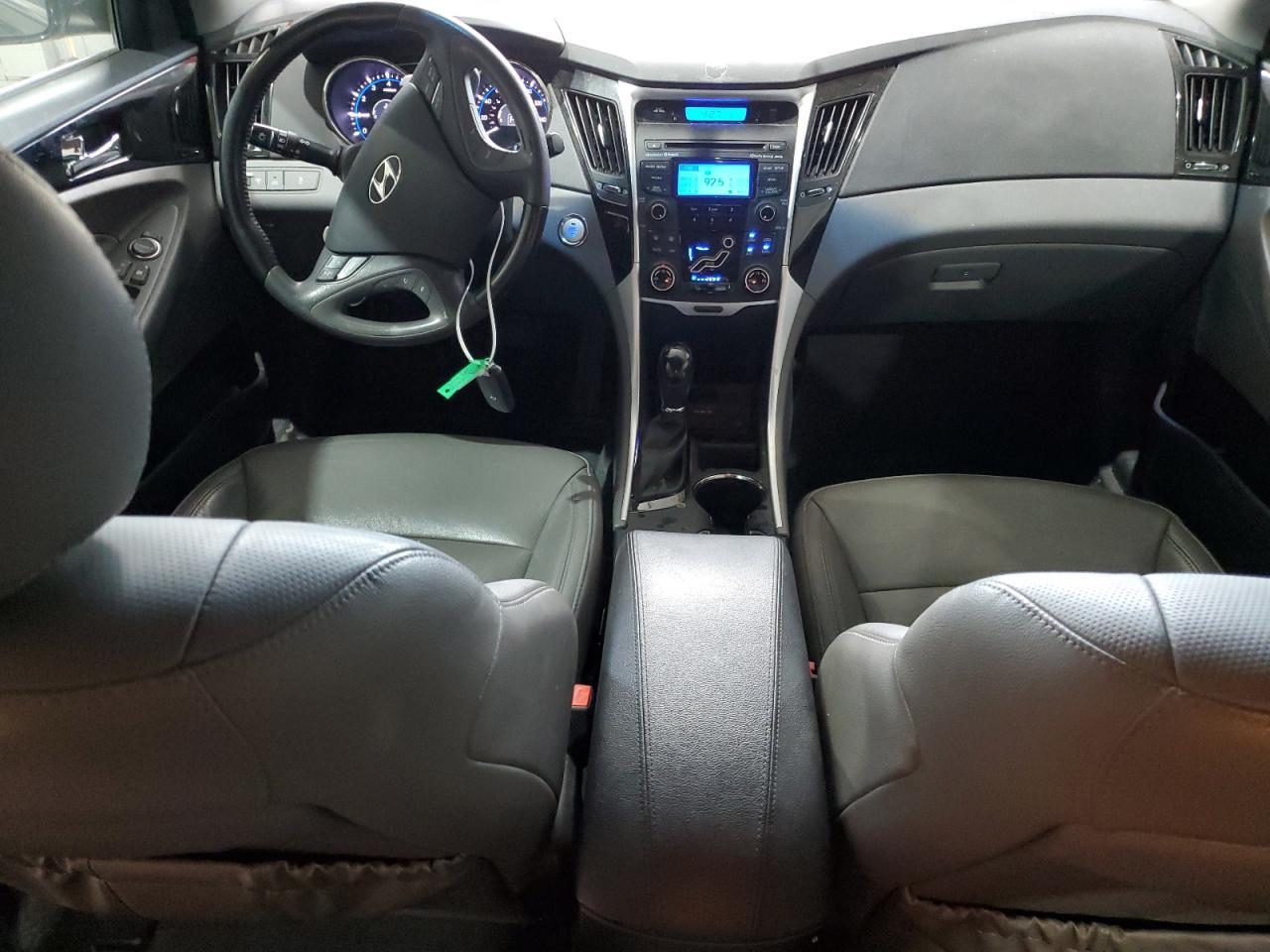 2013 HYUNDAI SONATA