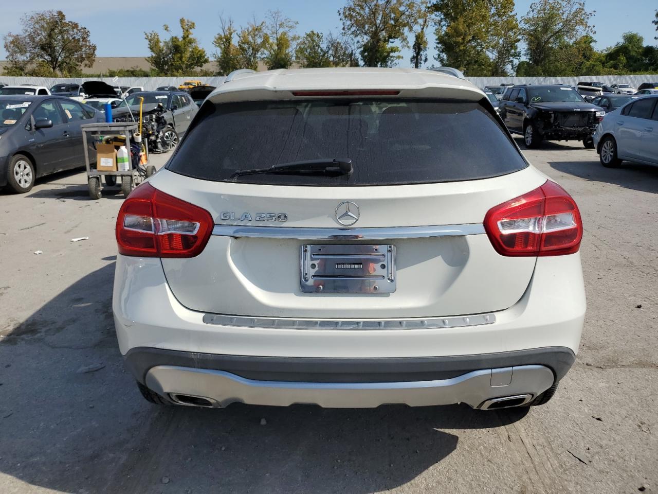 2018 MERCEDES-BENZ GLA-Class